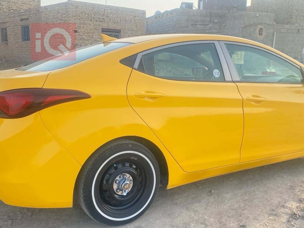 هیوندای ئەلەنترا